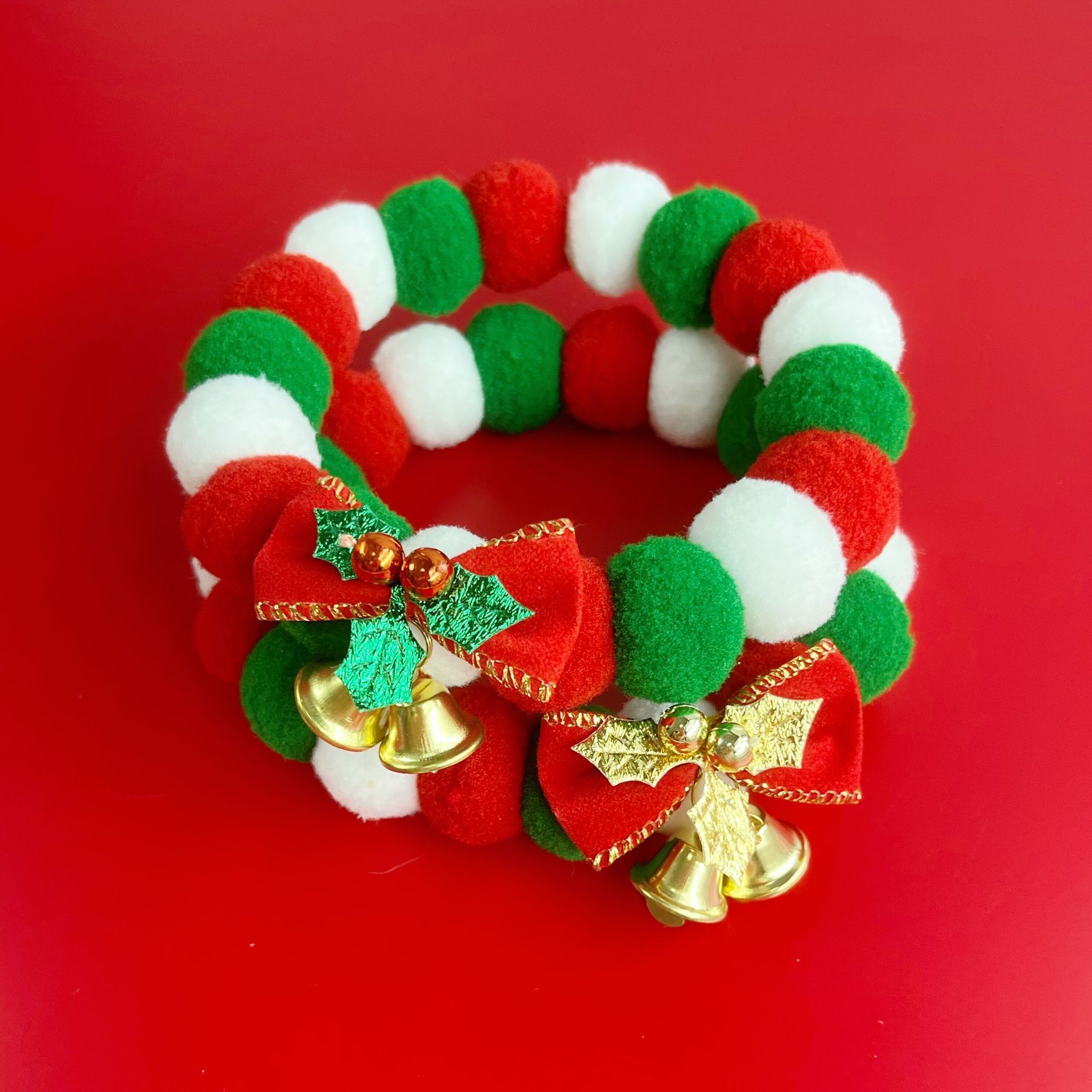 Pet's Christmas Collar With Bow